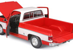 Maisto Chevrolet C10 Cheyenne Super 1:18 1974 červeno-bílá