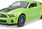 Maisto Ford Mustang Street Racer 2014 1:24 matná zelená