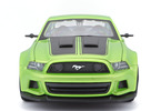 Maisto Ford Mustang Street Racer 2014 1:24 matná zelená