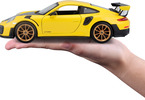 Maisto Porsche 911 GT2 RS 1:24 žlutá