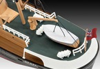 Revell Northsea Fishing Trawler 1:142