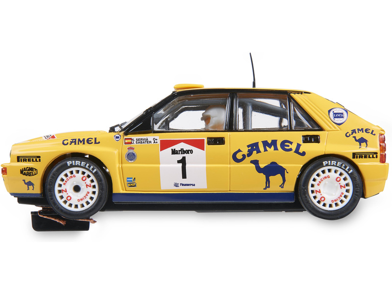 SCALEXTRIC Coche Slot Lancia Delta Integrale 1:32 – Modelo Advance Con Luces E Imán Regulable Para Carreras De Alta Emoción