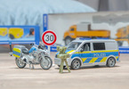 SIKU Super - Volkswagen T6 policejní dodávka s motorkou 1:50