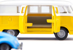 SIKU Super - Volkswagen T1 s tahačem a Beetlem 1:50