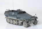 Zvezda Hanomag Sd.Kfz.251/1 Ausf.B (1:35)