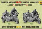 Zvezda sovětský motocykl M-72 s figurkami (1:35)