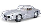 Bburago Mercedes-Benz 300 SL 1954 1:24 stříbrná