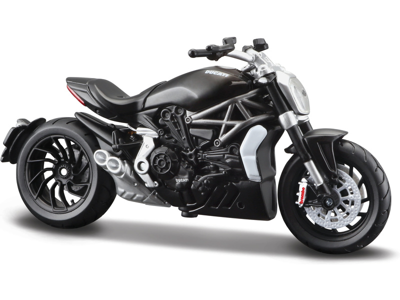 1/18 scale bburago 2016 Ducati Xdiavel S Motorcycle diavel bike Diecast models 