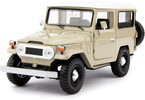 Maisto Toyota Land Cruiser FJ40 1960 1:36 beige