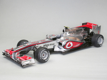 Revell McLaren Mercedes MP4-25 Hamilton (1:24) / RVL07096